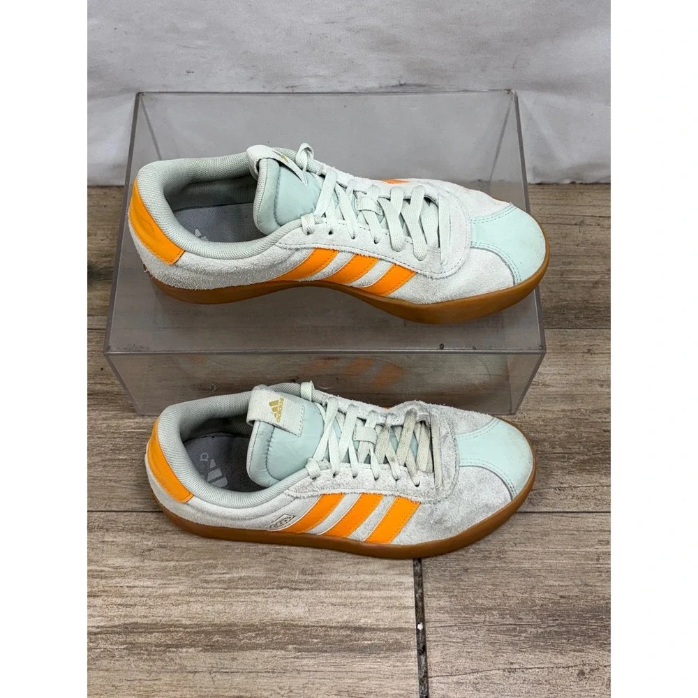 Adidas Gazelle Suede Orange Stripes Gum Sole Sneakers Women Size‎ 8.5 Mint Green